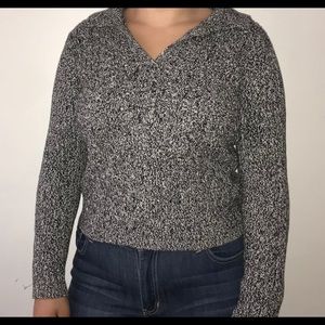 Black and white sweater shirt!